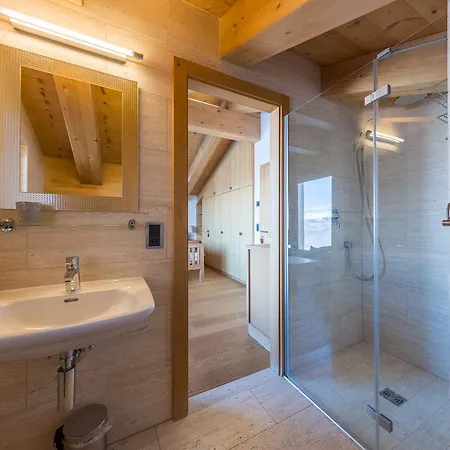 Enchanteur * Нанда